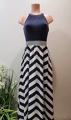 blue and white fit and flare dresses Bella Dahl Fit & Flare V Neck Midi Dress - Navy Micro Gingham main image 1