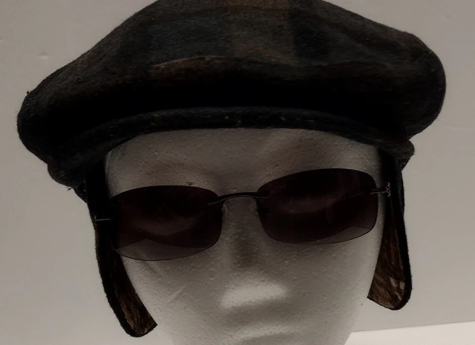 paperboy hat W/Ear Warmers Wool/ Cashmere/Acrylic  Plaid Green And Brown Vintage - Image 4 of 4