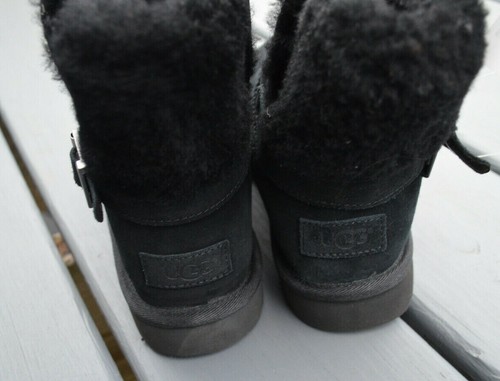 NEU UGG Wildleder Lammfell warm schwarz/Schnalle Damen Stiefel Größe 7 - Bild 3 von 6