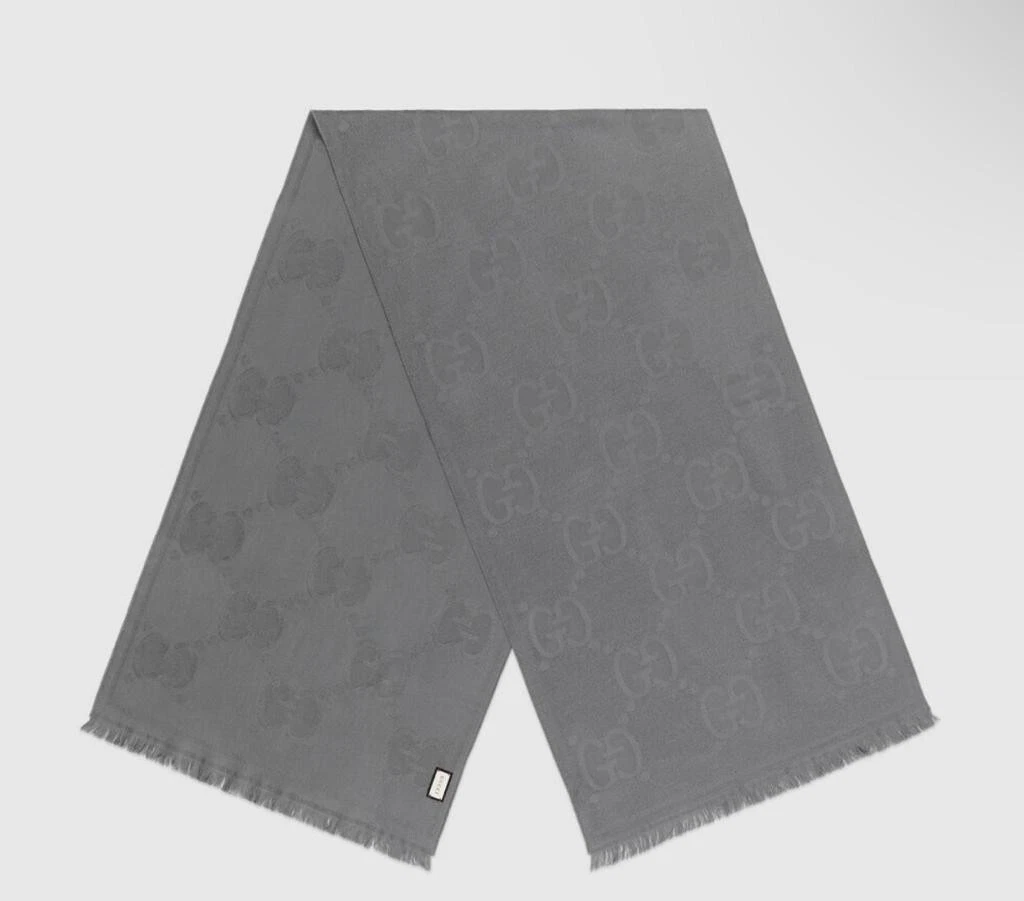 Neuf écharpe homme Gucci logo jacquard monogran GG bords franges gris 45 x 195 cm