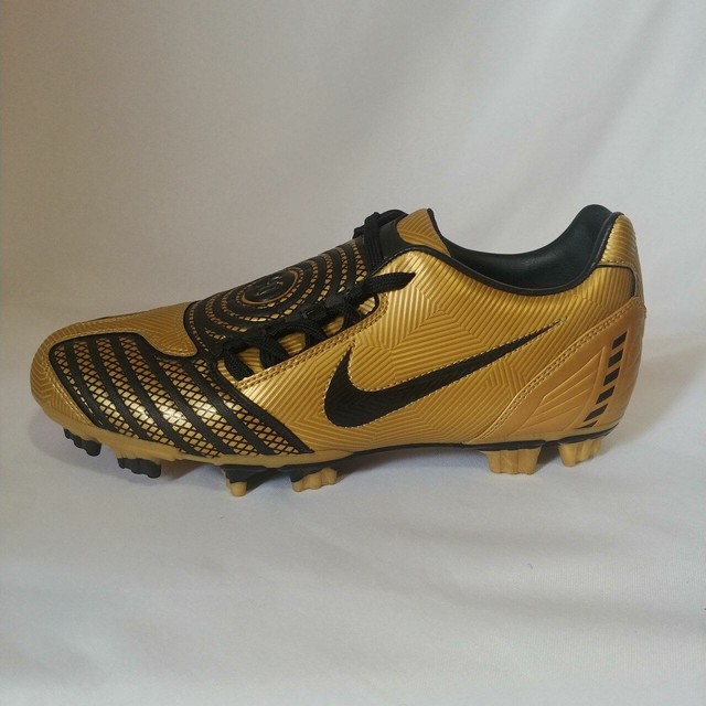 nike total 90 laser i purple