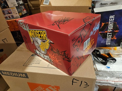 Street Fighter 6 Collector’s Luke & Kimberly Popup Parade, Hintergrund und Box - Bild 3 von 10