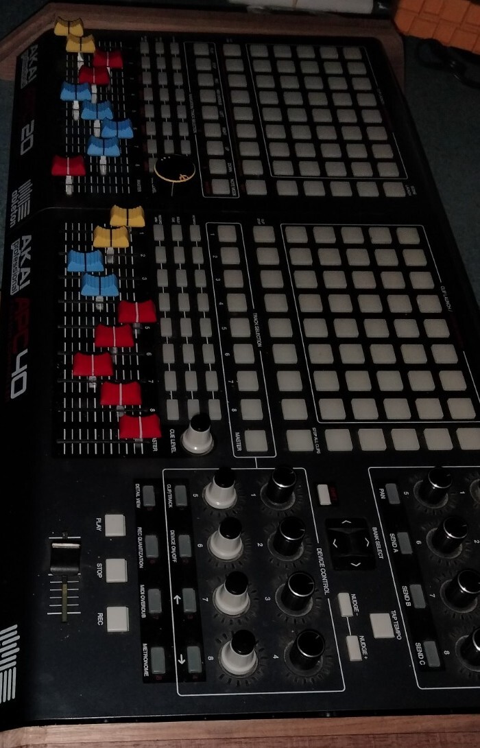 Akai APC80 - Custom Midi APC40+ 20- For Daw Or Traktor With