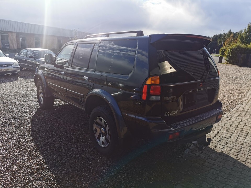 Mitsubishi pajero sport 2004