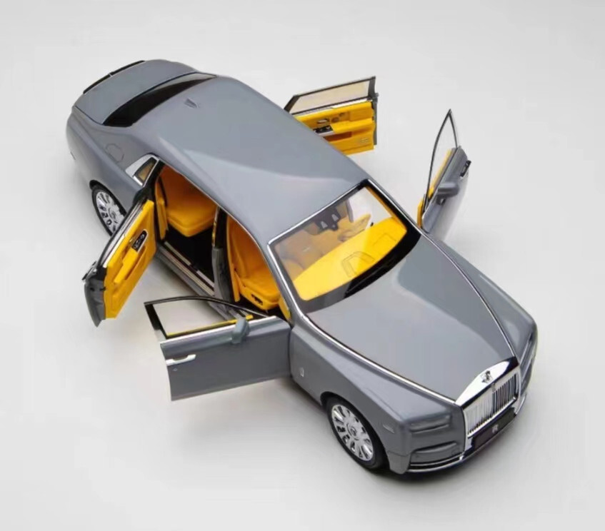 C30 【動作確認済】Rolls-Royce Phantom 1/18 ミニカー s-l400.jpg