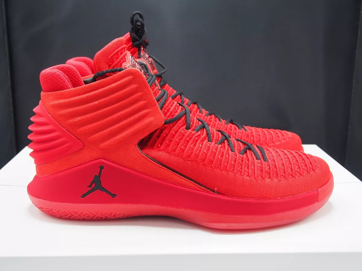 Nike Air Jordan XXXII