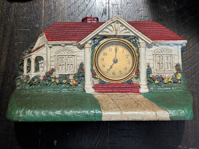 Antique LUX Clock Co ''Bungalow Deluxe Art Clock'' Novelty Desk Clock