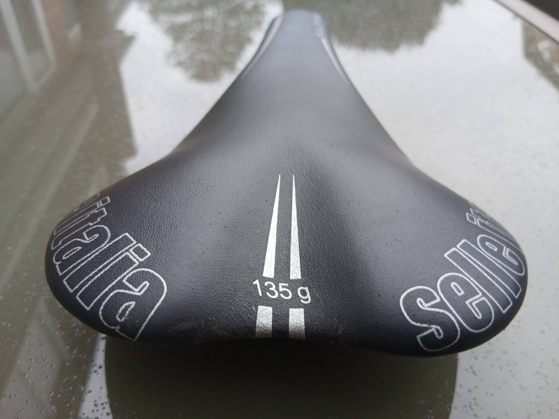 Selle Italia SLR Carbon Fibre Lightweight Road Bike Saddle 135g