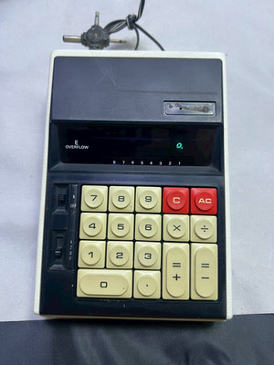 Vintage 1972 Casio-8U Electronic Calculator VFD Green Display Japan Tested Works