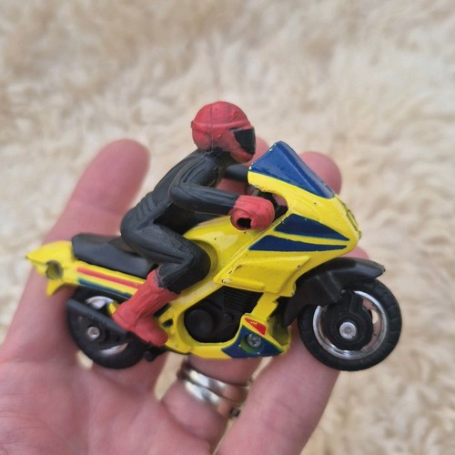 Vtg Tootsie Toy Racing Bike And 2 Riders Figures 80s Yellow Black Motorcycle