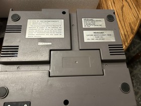 Nintendo NES Control Deck Console Complete In Box CIB Controllers Power READ