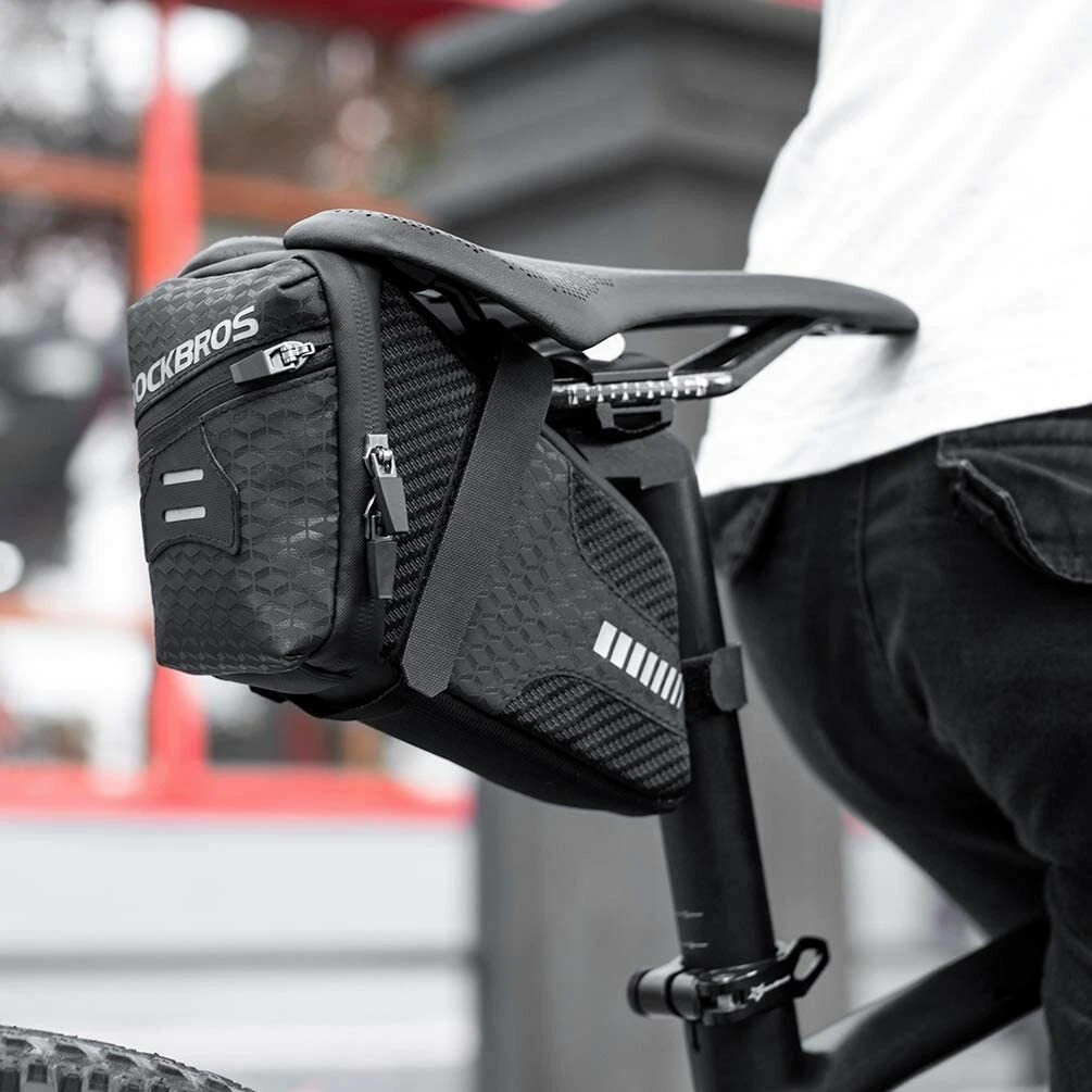Cycling under hotsell seat bag