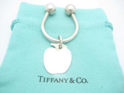 Tiffany & Co. Sterling Silver Medium Apple Tag Round Key Tiffany & Co. Sterling Silver Medium Apple Tag Round Key