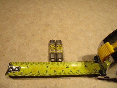 ORIGINAL Bussmann LP CC 3 2/10 ( LPCC 3 2/10 ) 3.2 Amp 600Vac