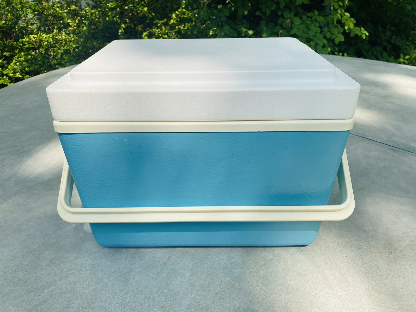VTG Thermos Sunpacker 11 Quart Cooler Lunch Box Baby Blue White Model