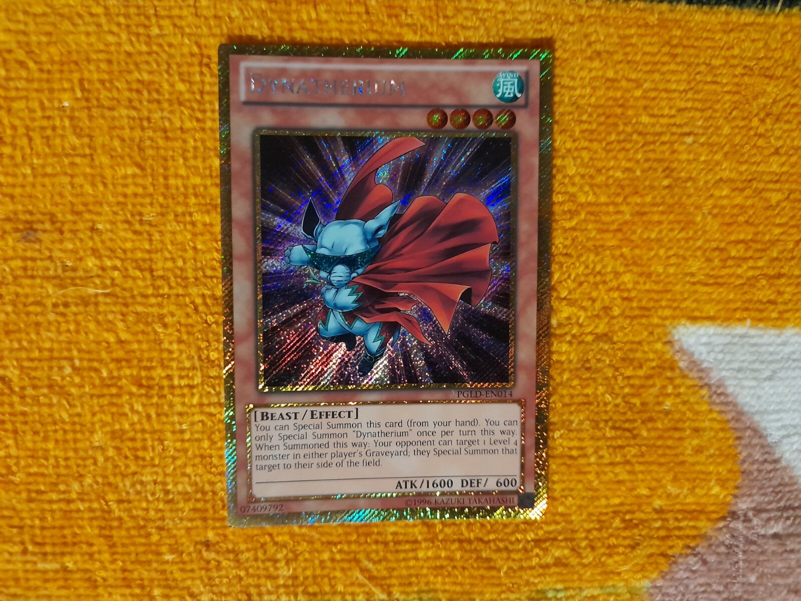 Yu-Gi-Oh! TCG Dynatherium Premium Gold PGLD-EN014 1st Edition Gold
