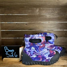 New Kids Bogs B Moc Purple Oil Twist Insulated Winter Ankle Boots Size 6 Y