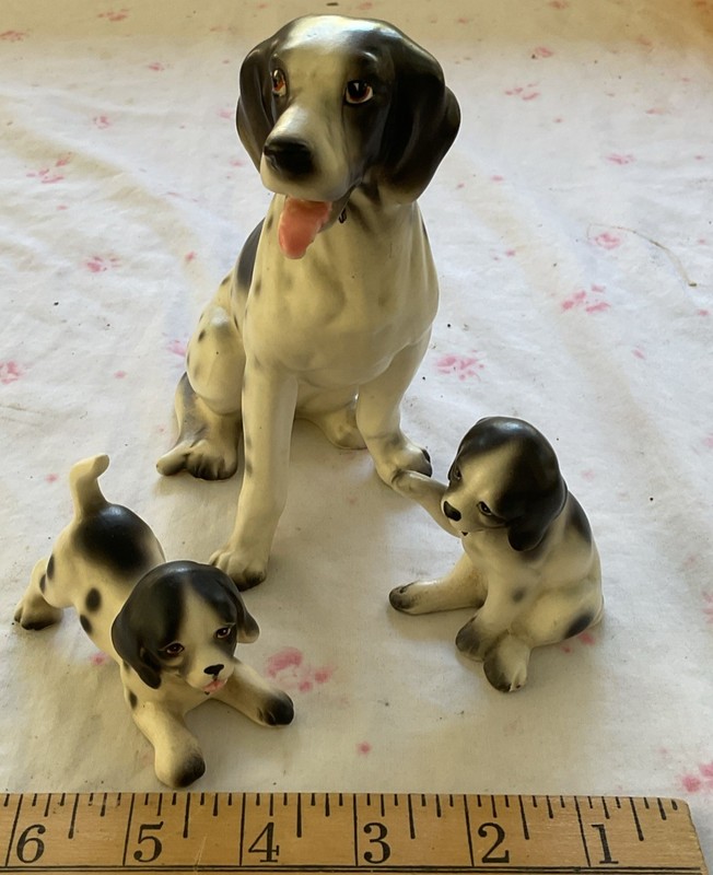 Lipper & Mann Spaniel Mother Dog And Two Puppies Black/White Pointer Spaniel Dog