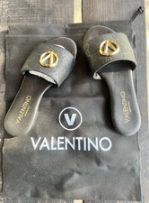 VALENTINO BY MARIO VALENTINO CARRIE LEATHER SANDALS IN BLACK/GOLD US 6