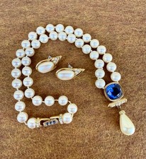 VTG 1980s Swarovski Swan Logo Faux Pearls Blue Crystal Necklace Monet Earrings