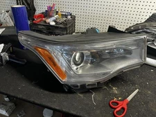 Passenger Headlight HID Without Black Edition Fits 17-19 ACADIA 2043506