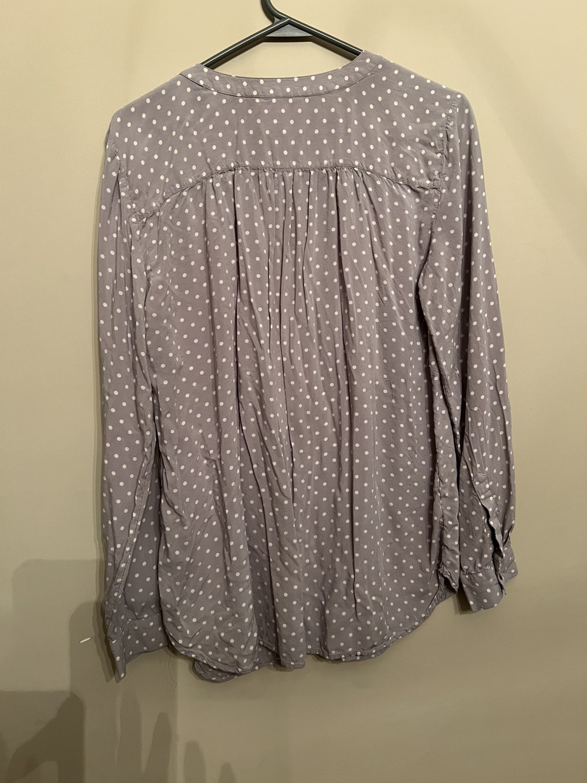 LOFT Gray Polka Dot Blouse Medium Button Front Lo… - image 4
