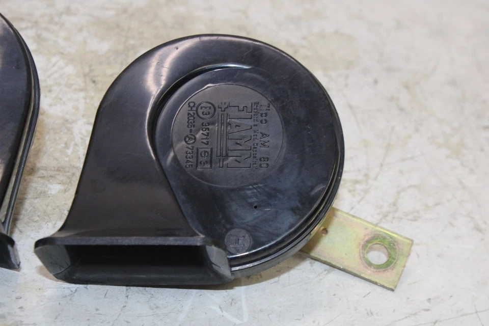 84-89 宝马 K100RS 原始设备制造商喇叭信号 — 第 2/4 张图片