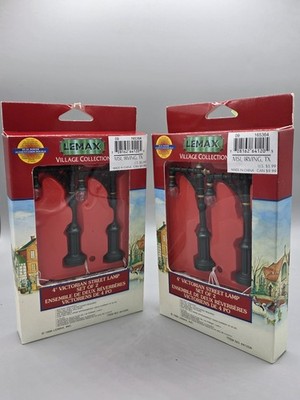 VTG 1996 Lemax Chistmas Village Collection 4  Victorian Street Lamps Set of 2