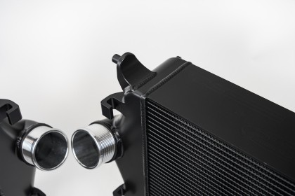 CSF Intercooler System- Black for 2019+ Lamborghini Urus / 2020+ Audi RS Q8