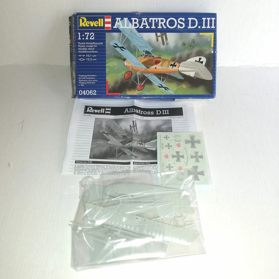 REVELL 1/72 AEREO ALBATROS D.III KIT MONTAGGIO COD.04062 - Immagine 2 di 2