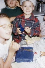 35mm Slide 1950s Red Star Border Kodachrome Kids in Kitchen Birthday Party