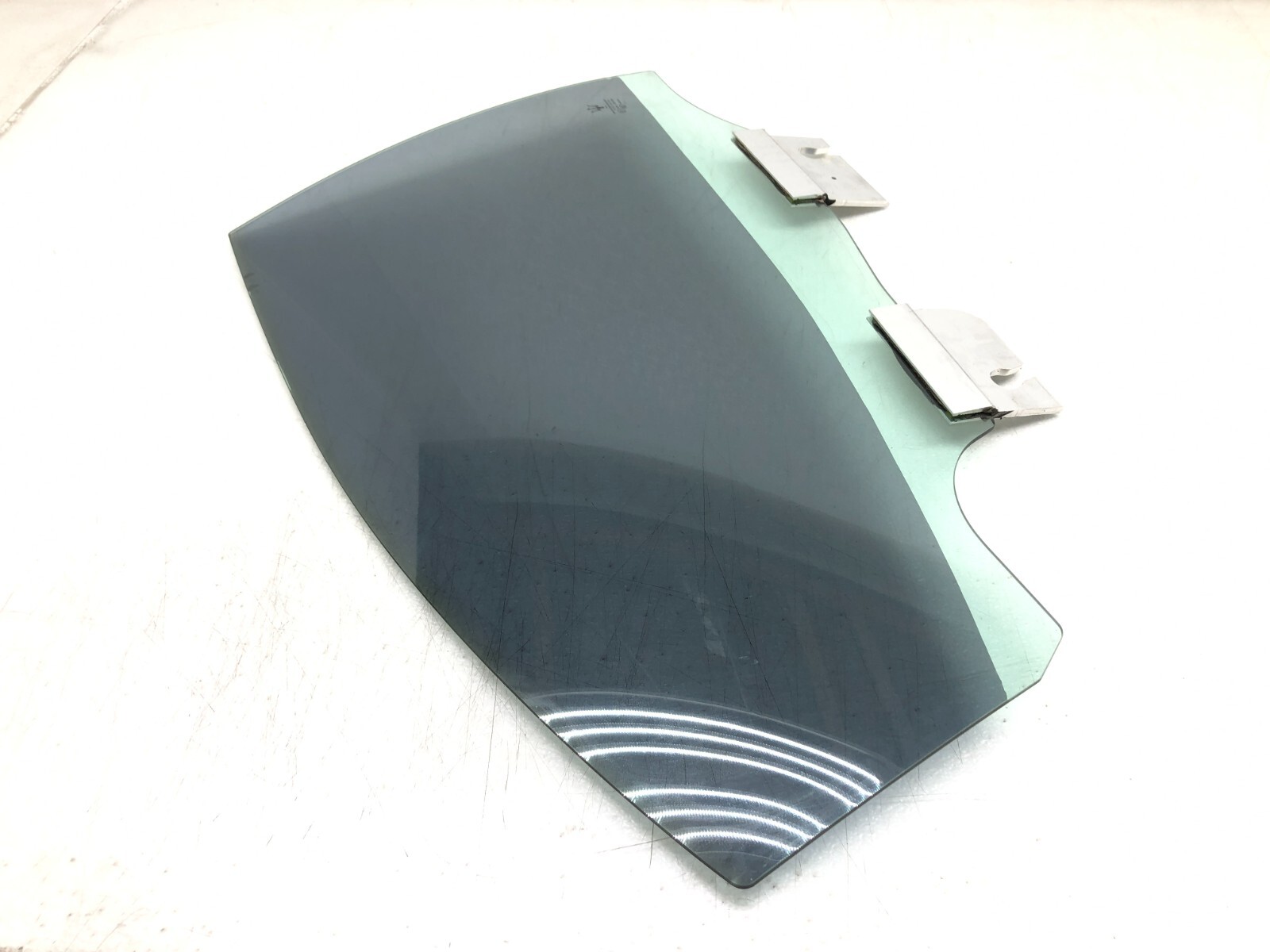 2014-2023 MASERATI GHIBLI S RIGHT PASSENGER REAR DOOR WINDOW GLASS OEM