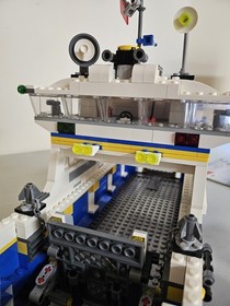 Lego 4997 3 in 1 pre-owned Manuals for 3 builds, no box, minor substitutions