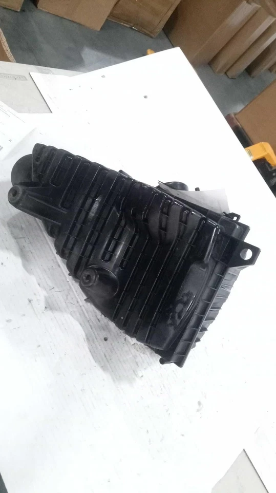 Conjunto de filtro de aire usado se adapta a: Chevrolet Blazer 2021 grado A Foto 2 de 4