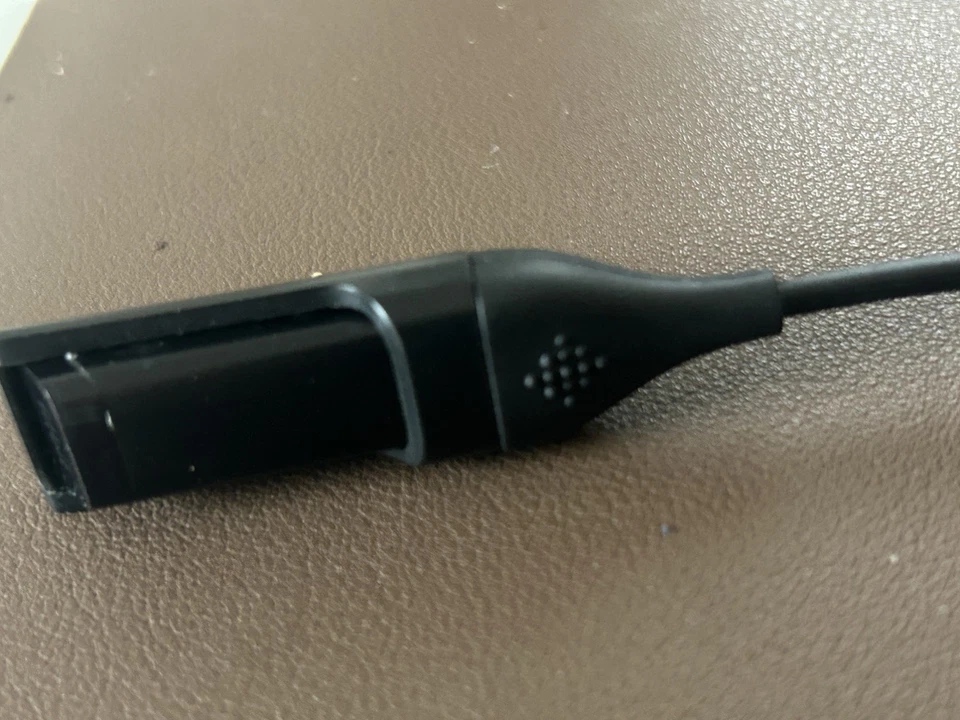 Fitbit FB401 Wireless Activity Tracker - Image 4 of 4