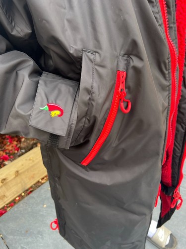 Premium Equestrian Robe. Jalapeno Warmwear. Warm And Dry. £82.50 to £89 - Picture 5 of 39