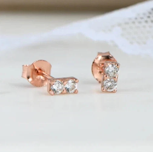 0.10 CT Corte Redondo Circonita Cúbica Diminuto Pendientes 14K Rosa Dorado Plata - Imagen 2 de 4