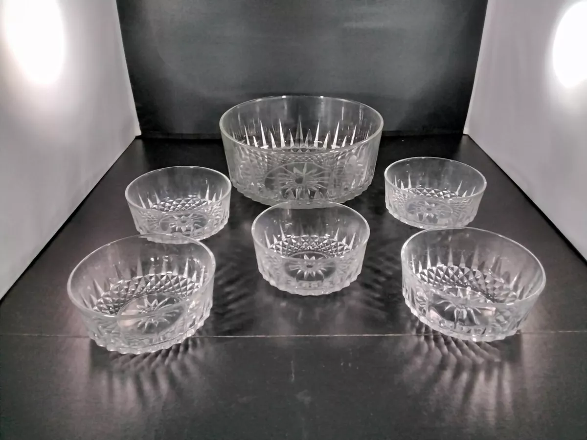 Vintage Arcoroc Crystal Glass Salad Bowl Set With 6 Smaller Bowls