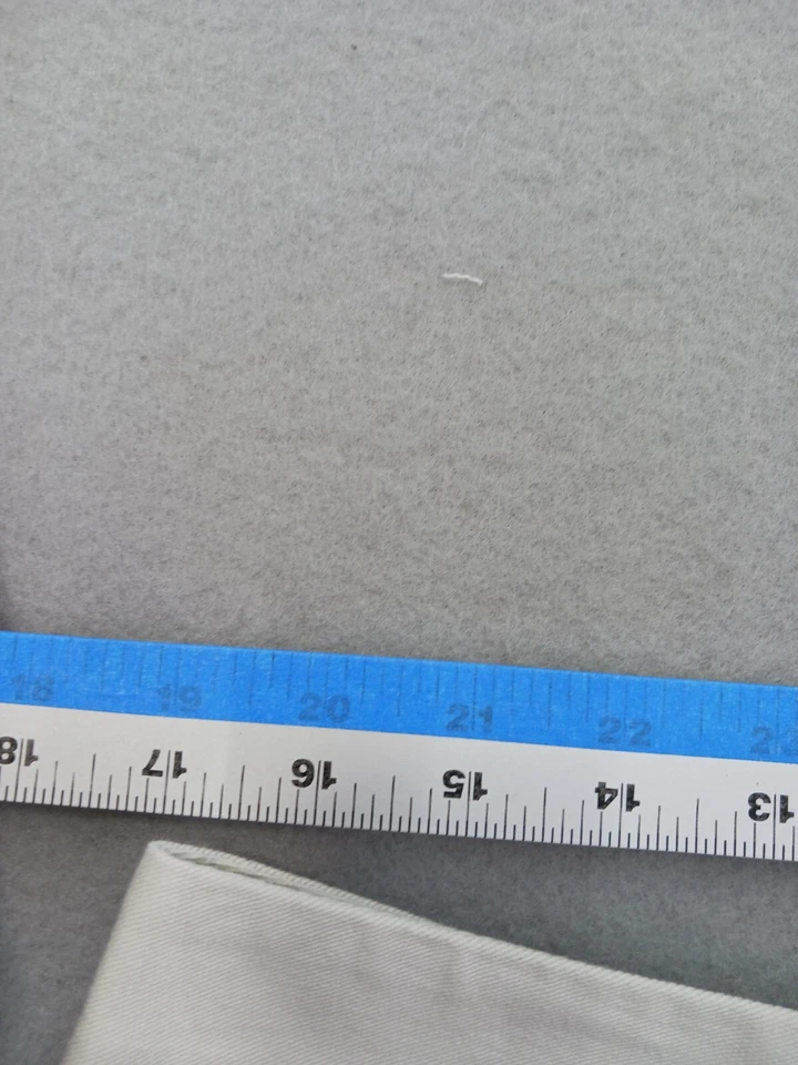 Dockers Women Shorts Size 16W White Cotton Stretch Mid Rise - Image 4 of 4