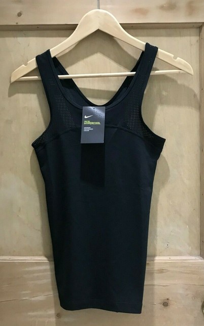 nike essential 8 inch running shorts ladies