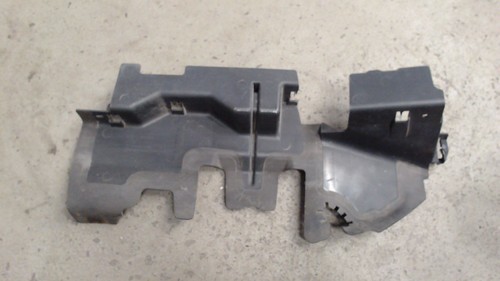 Luftleitblech Luftführung unten seitlich Links 3C0121283 VW Passat Variant 2.0