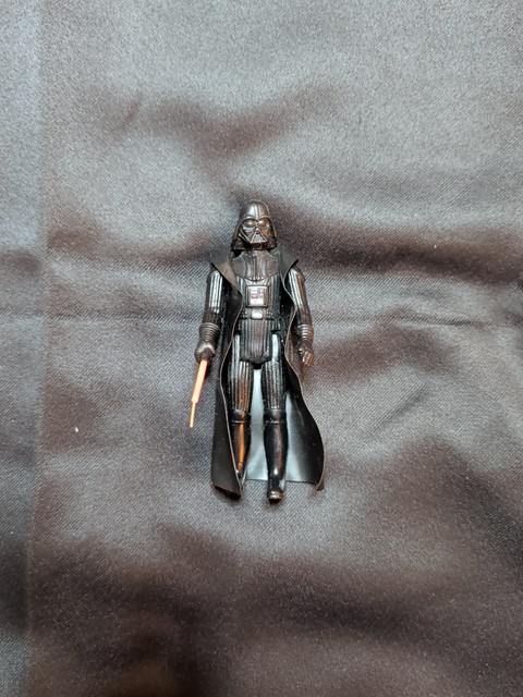 Kenner Star Wars 1977 Darth Vader Action Figure