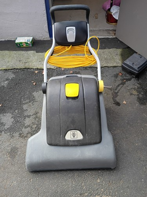 #ad Karcher CV 66 2 26quot; Bagged Wide Area Brush Vacuum Cleaner FREE SHIPPING $2300.00