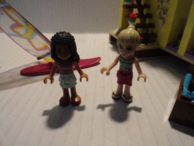 LEGO FRIENDS  # 41037 STEPHANIES BEACH HOUSE  COMPLETE - w/ MINI FIGURES
