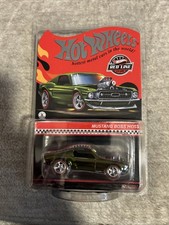 Hot Wheels Mustang Boss Hoss 1:64 Car - Green 962/30000 (HGW16)
