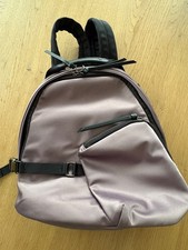 Tumi kleiner kompakter Rucksack  mit Trinkfla...