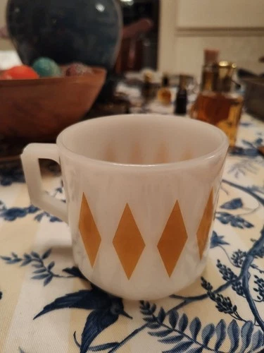 Vtg Fire King Anchor Hocking Milk Glass Harlequin Gold Diamond Mug D Handle