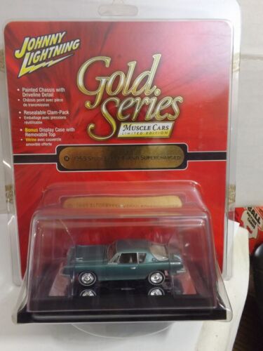 Johnny Lightning Gold Series 1963 Studebaker Avanti Supercharged Limited Edition - Picture 1 of 4