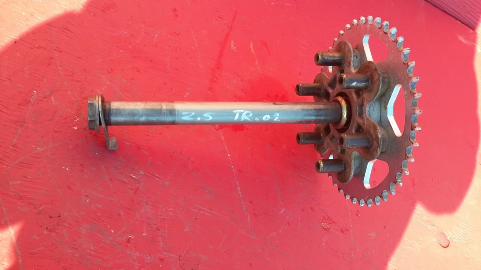 Conjunto de eje de piñón trasero Ducati ST4S ST4 2004 Sport Touring JTR745-42 OEM Foto 2 de 4