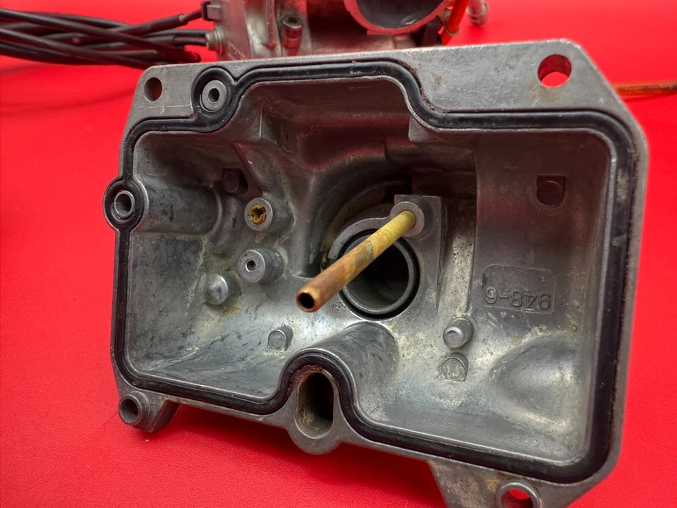 Впускной коллектор троса дроссельной заслонки карбюратора в сборе от оригинального производителя Yamaha 2008 YZ250F KEIHIN - Изображение 4 из 4